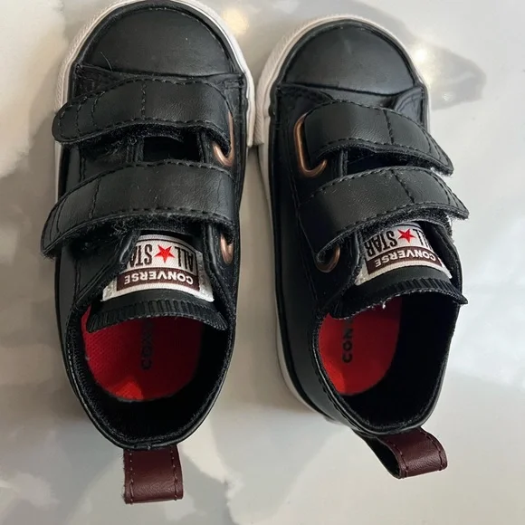 Converse Toddler Unisex Sneakers Black Leather Velcro - Picture 6 of 8